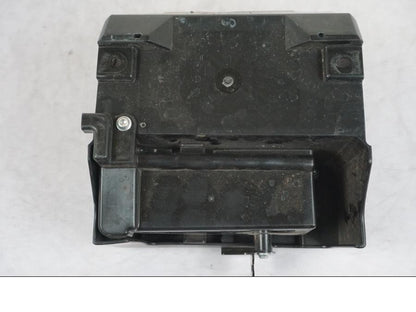 Extrabild2 på Batterihållare från en Kawasaki Z 900 -2019 motorcykel.