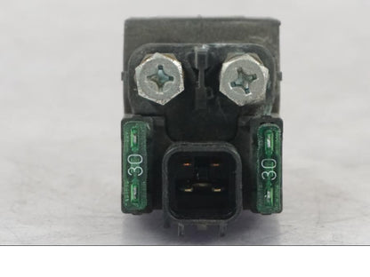 Höger sida på Startrelä från en Suzuki SV 650 -1999 motorcykel.