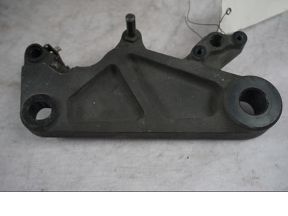 Vänster sida på Bromsoksfäste från en Honda CTX 1300 -2014 motorcykel.