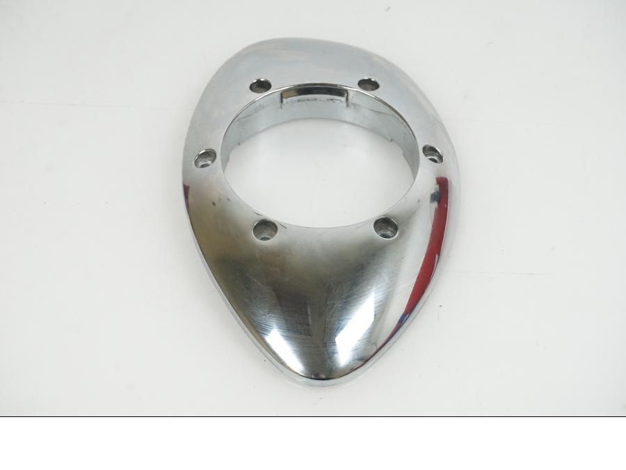 Framsidan på Bensintankdekor från en BMW R 1200 C -2003 motorcykel.