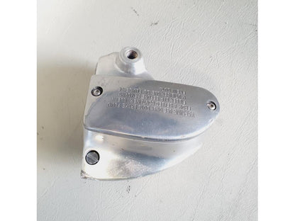 Snett uppifrån på Bromshuvudcylinder från en Yamaha XV 1900 -2007 motorcykel.