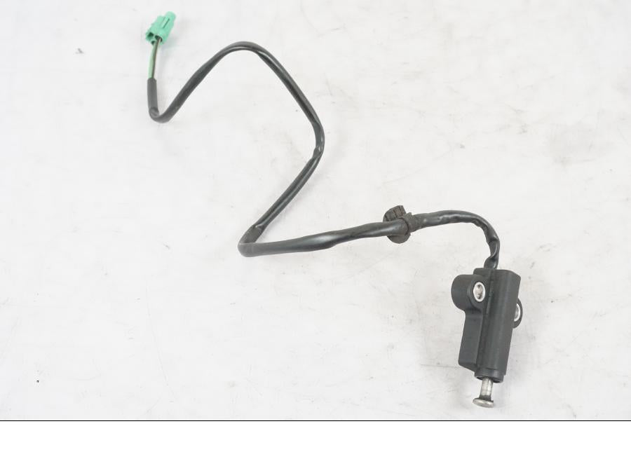 Framsidan på Sidostödsbrytare från en Suzuki GSX-R 750 -2007 motorcykel.