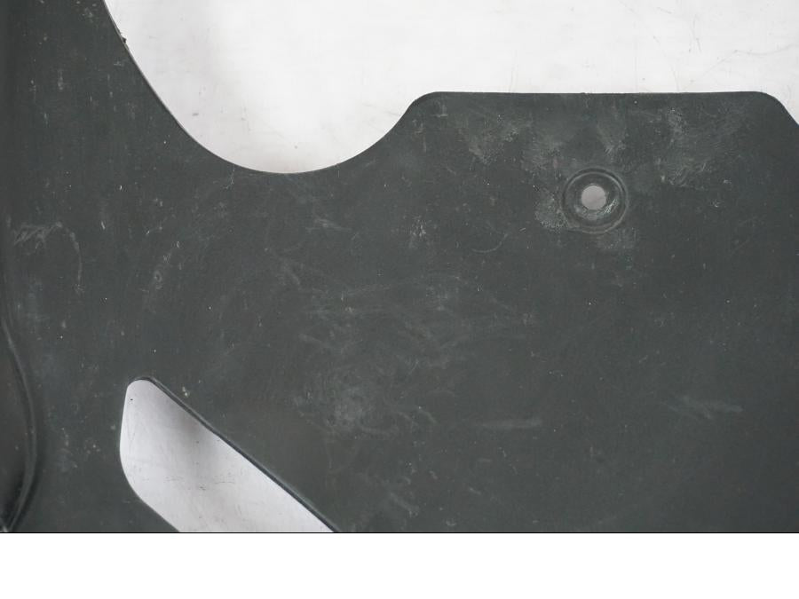 Baksidan på Toppkåpsinsida från en Kawasaki ZX-6R -2011 motorcykel.