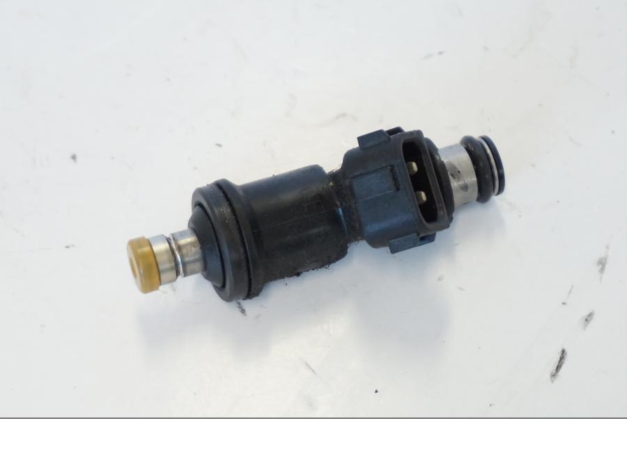 Framsidan på Spridare från en Honda CBR 900 RR -2001 motorcykel.