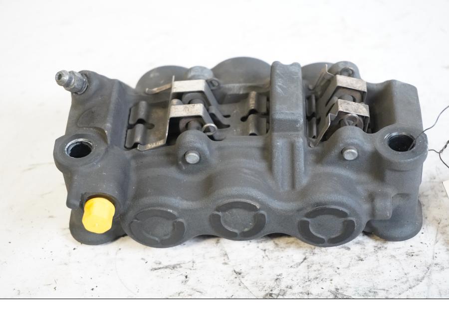 Framsidan på Bromsok från en Yamaha YZF 1000 R1 -2009 motorcykel.