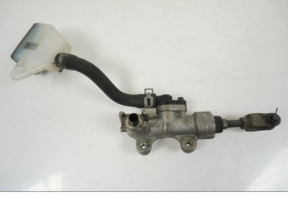 Snett uppifrån på Bromshuvudcylinder från en Suzuki GSX-R 1000 -2003 motorcykel.