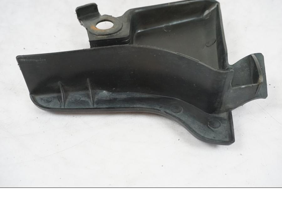 Vänster sida på Ramskydd från en Honda CB 750 -1996 motorcykel.