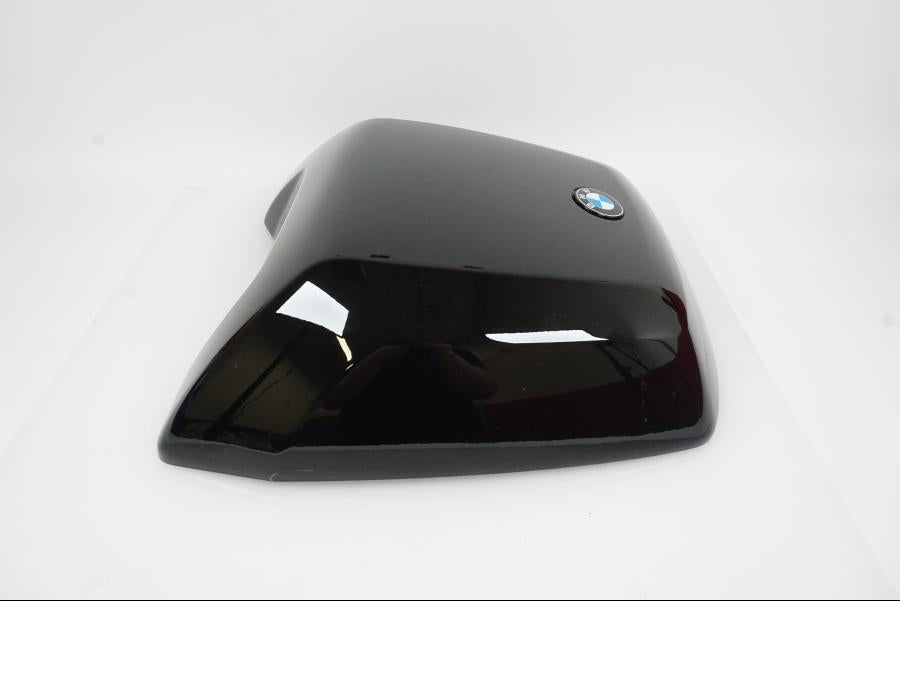 Höger sida på Topboxlock från en BMW S 1000 XR -2014 motorcykel.