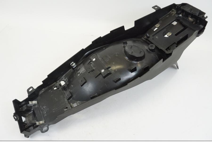 Höger sida på Undertail från en BMW R 1250 GS -2019 motorcykel.