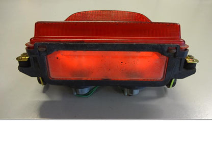 Baksidan på Baklampa från en Honda CBR 900 RR -1996 motorcykel.