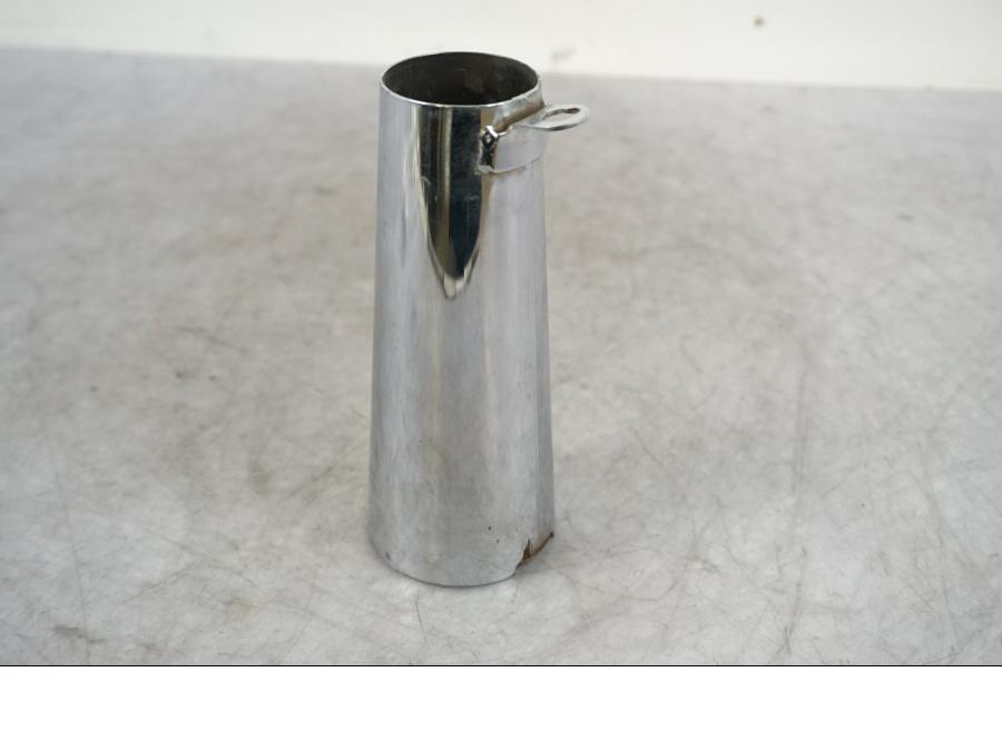 Framsidan på Gaffeldekorrör från en Kawasaki VN 1500 -1996 motorcykel.