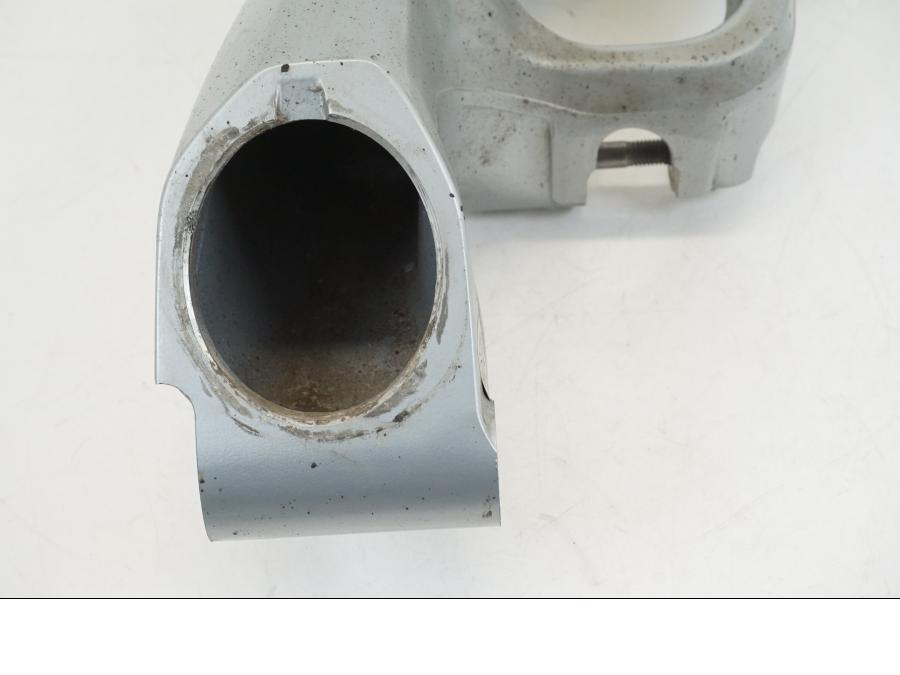 Snett nerifrån på Sving från en BMW R 1250 GS -2019 motorcykel.