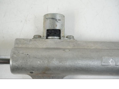 Vänster sida på Styrdämpare från en Suzuki GSX-R 1000 -2007 motorcykel.