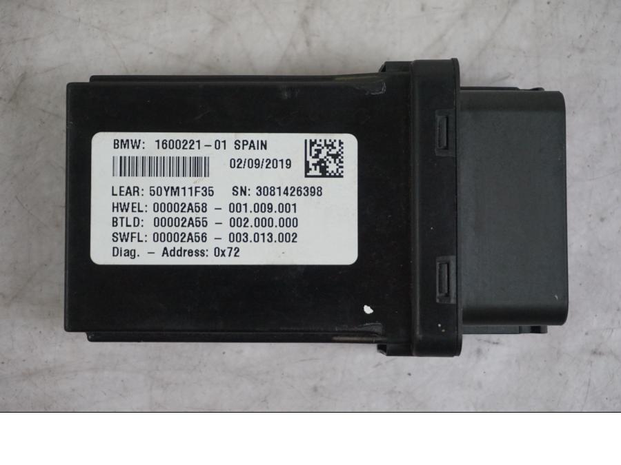 Baksidan på Grund Modul från en BMW S 1000 XR -2019 motorcykel.