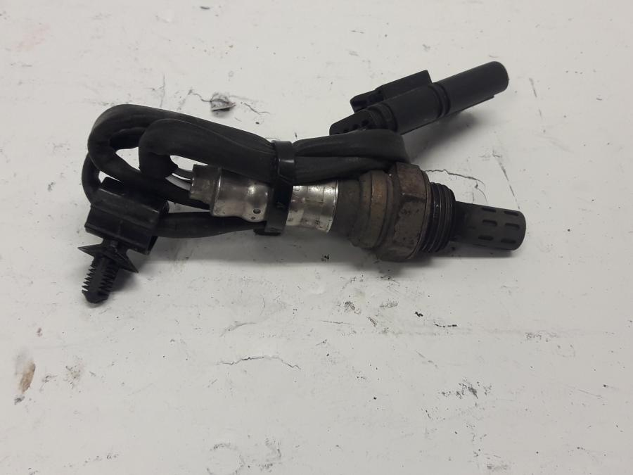 Framsidan på Lambdasond från en BMW F 800 ST -2010 motorcykel.