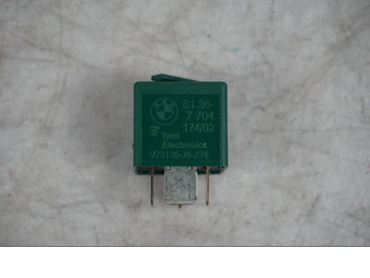 Framsidan på Relä från en BMW S 1000 XR -2019 motorcykel.