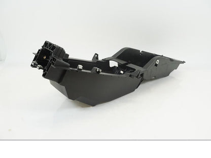 Framsidan på Undertail från en BMW S 1000 XR -2019 motorcykel.