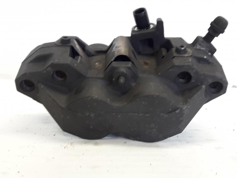 Höger sida på Bromsok från en Suzuki SV 1000 -2004 motorcykel.