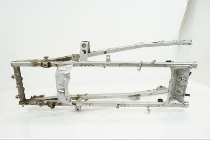 Höger sida på Bakram från en Honda XRV 750 -2001 motorcykel.