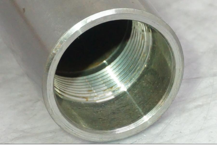 Extrabild2 på Gaffelben från en Universal Suzuki RE5 -1980 motorcykel.