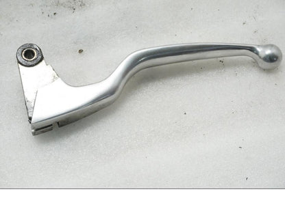 Framsidan på Kopplingsgrepp från en Yamaha XVS 650 -1999 motorcykel.