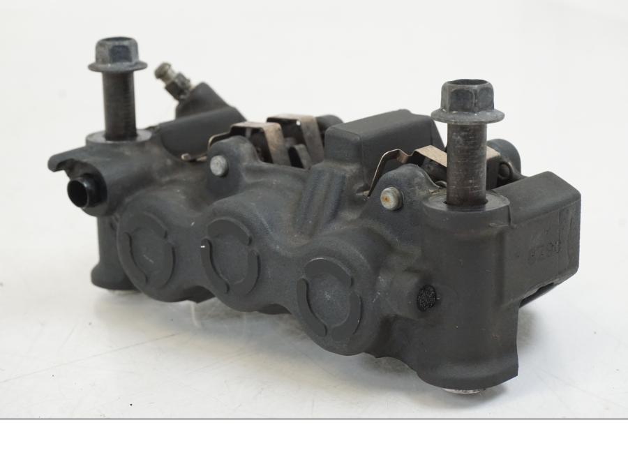 Höger sida på Bromsok från en Yamaha YZF 1000 R1 -2009 motorcykel.