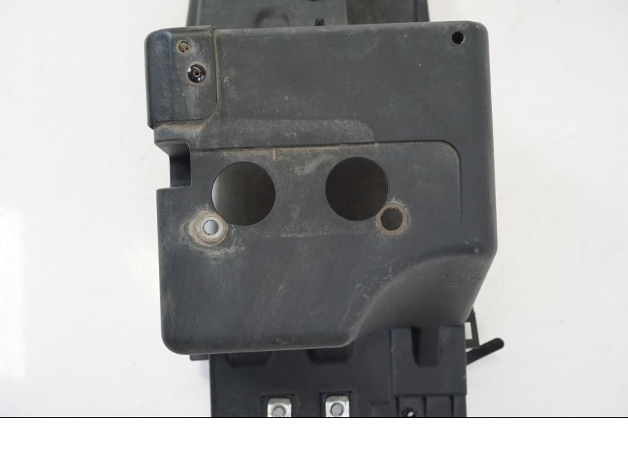 Extrabild3 på Undertail från en Yamaha XT 1200 A -2010 motorcykel.