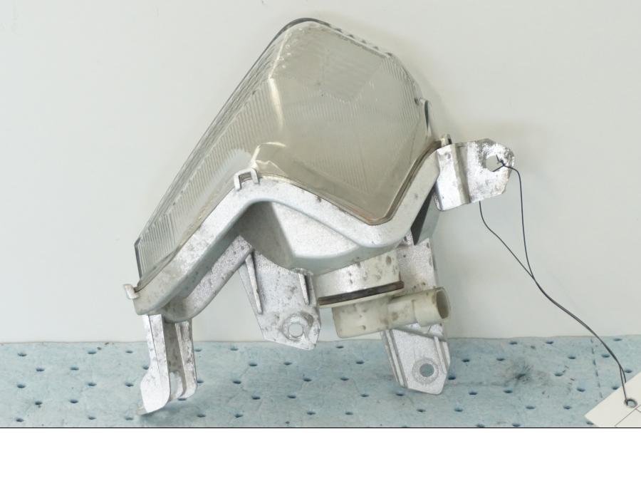 Snett nerifrån på Blinkers från en Yamaha X-Max 250 -2016 scooter.