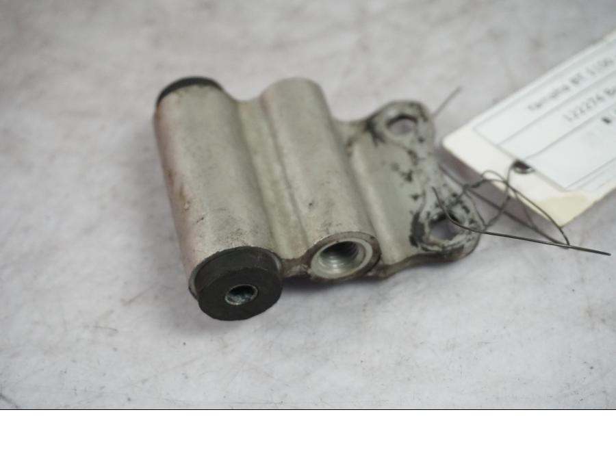 Framsidan på Bromsfördelare från en Yamaha BT 1100 -2002 motorcykel.