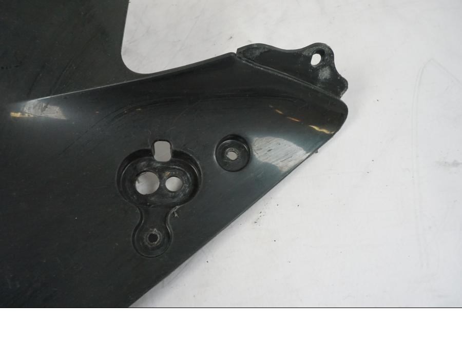 Höger sida på Innerskärm från en Honda CBR 900 RR -2003 motorcykel.