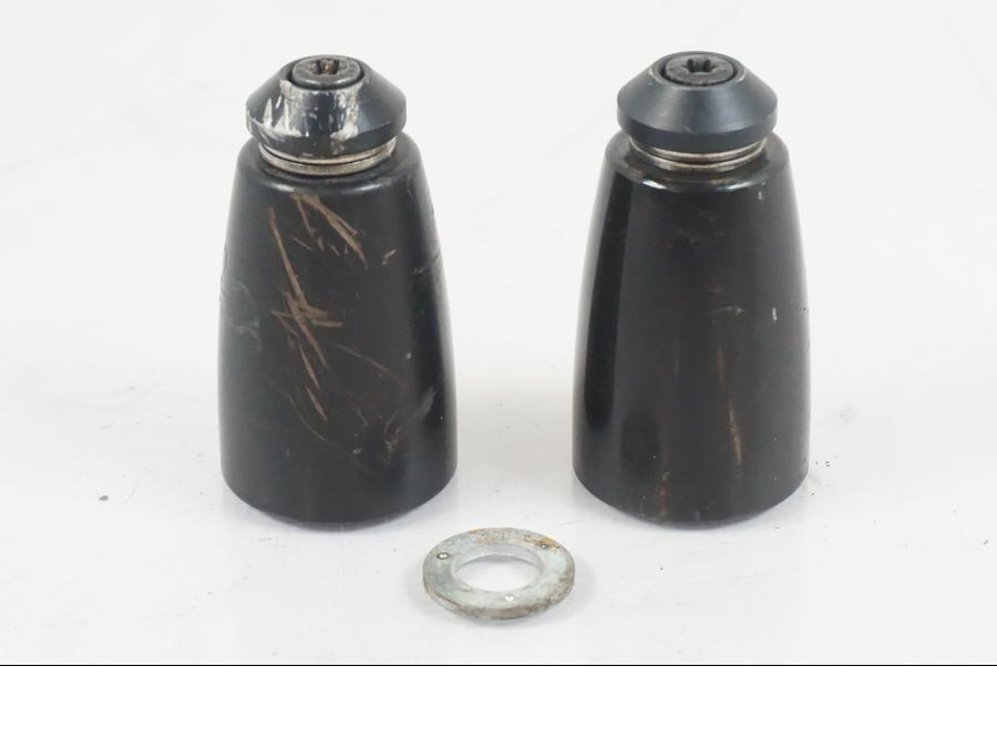 Framsidan på Styrvikt från en BMW F 650 CS -2002 motorcykel.