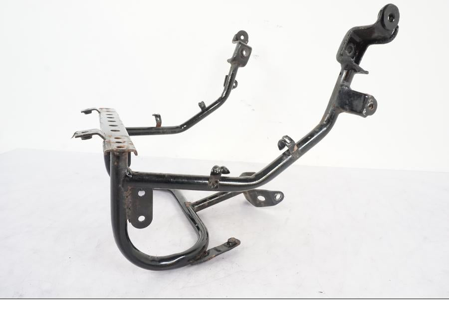 Baksidan på Toppkåpstag från en Suzuki GSX 550 EF -1985 motorcykel.