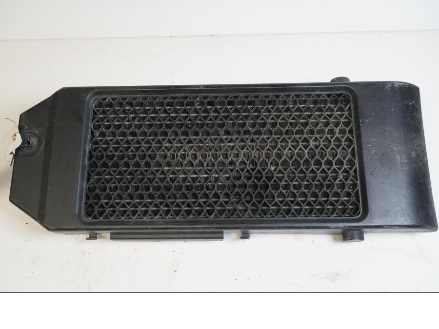 Framsidan på Vattenkyl från en Honda VT 750 -2008 motorcykel.