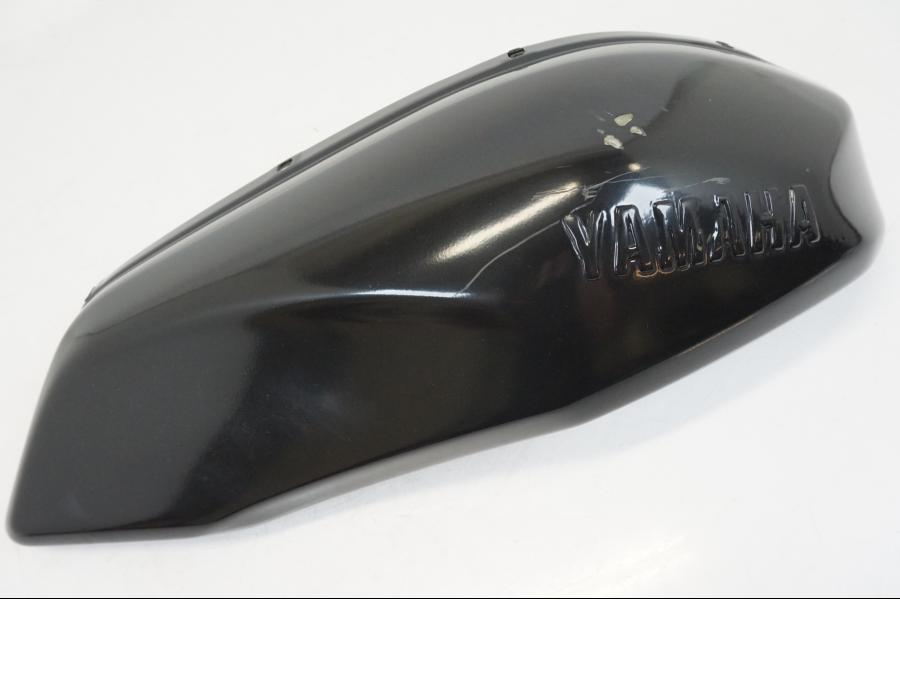 Framsidan på Bensintankskåpa från en Yamaha XSR 700 -2016 motorcykel.