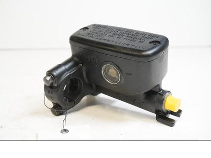 Framsidan på Kopplingslavcylinder från en Honda CBR 1100 XX -1997 motorcykel.