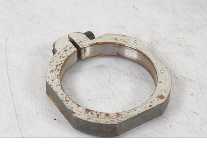 Höger sida på Gaffeldekorrör från en Suzuki VL 800 -2002 motorcykel.