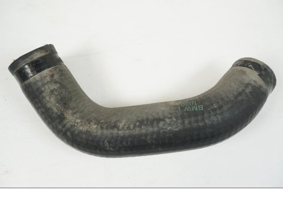 Baksidan på Vattenkyl Slang Set från en BMW F 650 CS -2002 motorcykel.