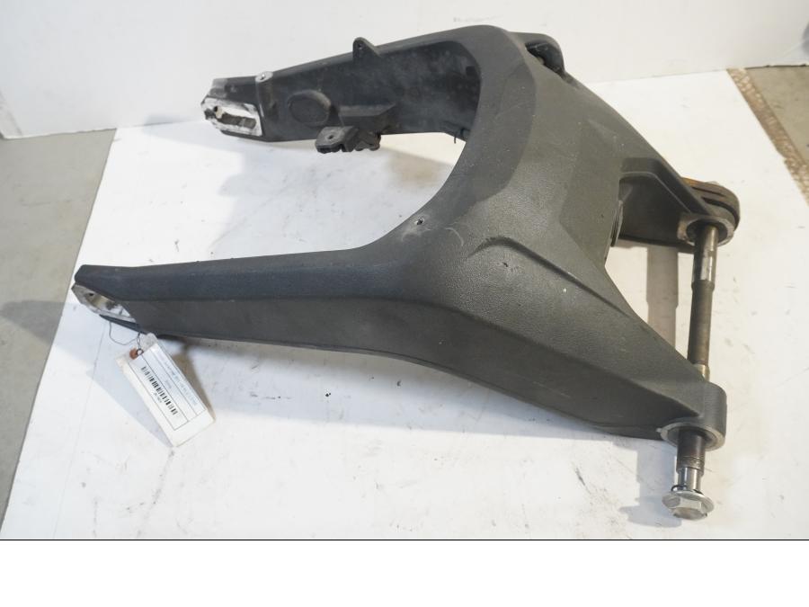 Framsidan på Sving från en Ducati Scrambler 800 -2016 motorcykel.