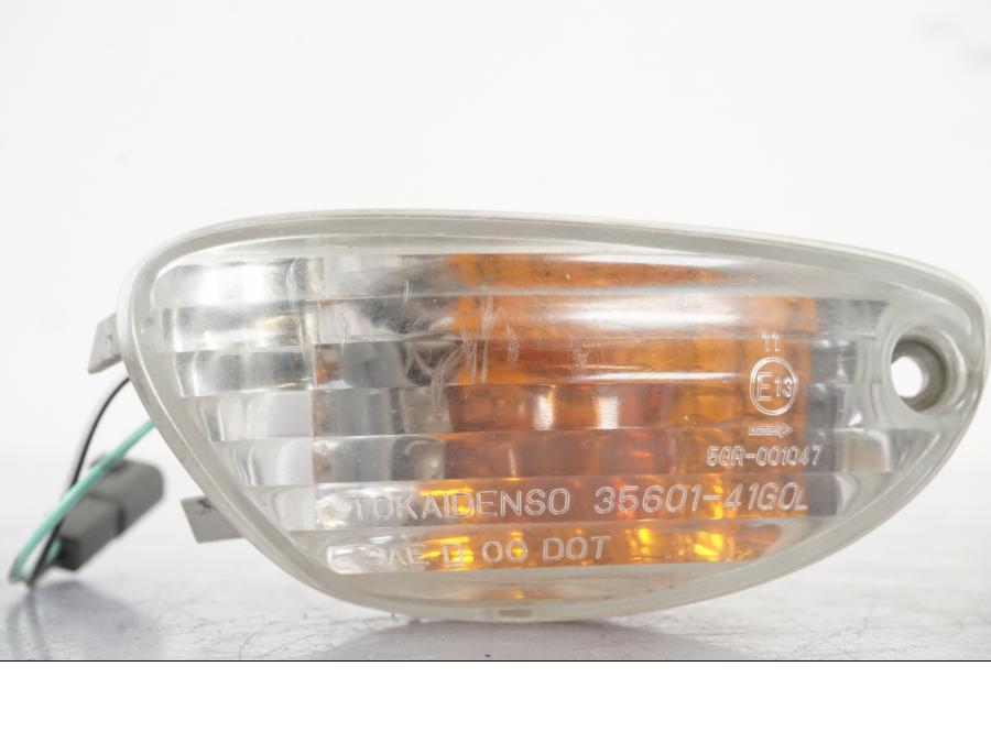 Framsidan på Blinkers från en Suzuki GSX-R 750 -2007 motorcykel.