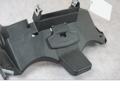 Höger sida på Sadelfäste från en BMW F 800 R -2018 motorcykel.