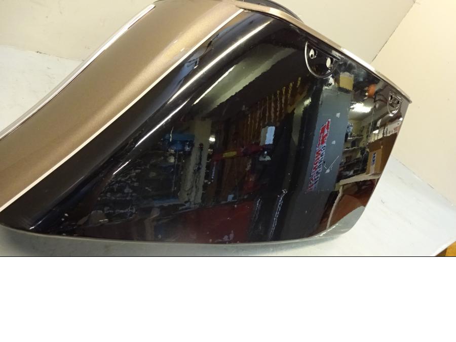 Snett uppifrån på Sidoväska från en Indian Roadmaster -2019 motorcykel.