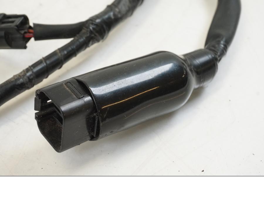 Vänster sida på Tändspolekablage från en Yamaha YZF 1000 R1 -2009 motorcykel.