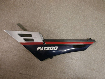Framsidan på Sidopanel från en Yamaha FJ 1200 -1986 motorcykel.