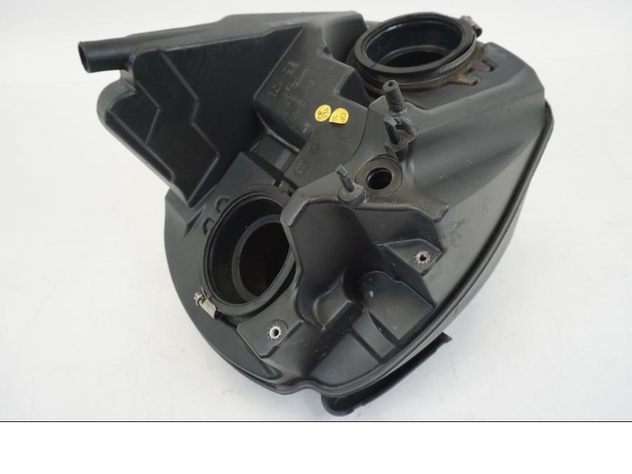 Extrabild1 på Luftburk från en Ducati Hyperstrada -2013 motorcykel.