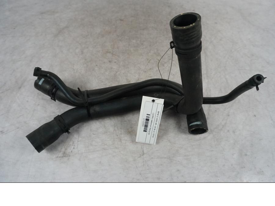 Framsidan på Vattenkyl Slang Set från en BMW S 1000 XR -2019 motorcykel.