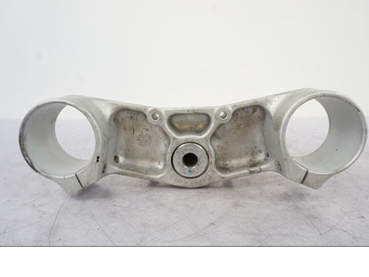 Baksidan på Gaffelkrona från en KTM 990 Super Duke -2006 motorcykel.