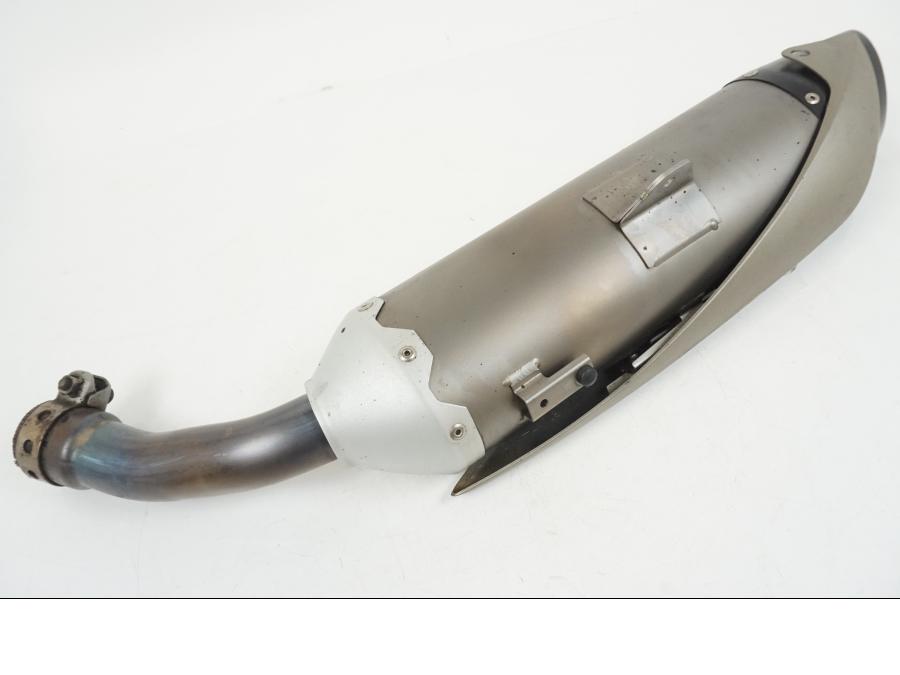 Framsidan på Ljuddämpare från en Yamaha YZF 1000 R1 -2006 motorcykel.