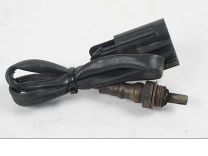 Framsidan på Lambdasond från en MV Agusta Dragster -2014 motorcykel.