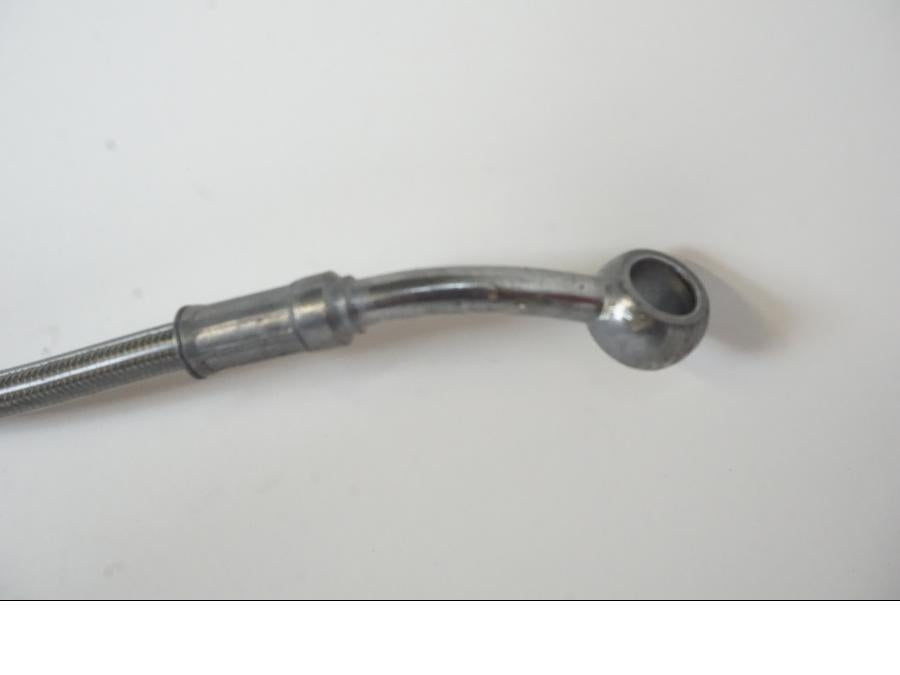 Vänster sida på Bromsledning från en BMW R Ninet -2017 motorcykel.