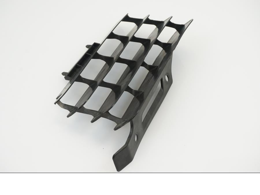 Vänster sida på Vattenkylgaller från en Yamaha WR 125 -2010 motorcykel.